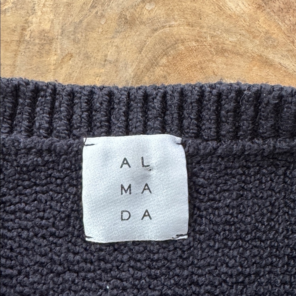 Almada Black Pullover Sweater Size XS - Picture 7 of 9